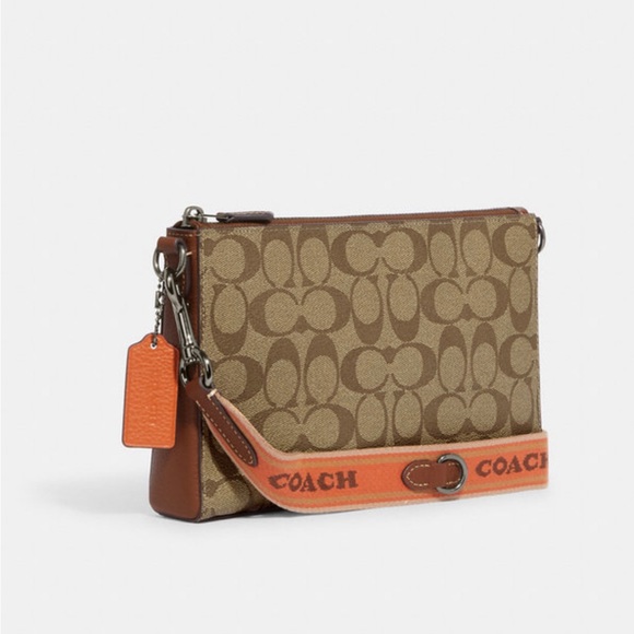 NWT Coach Outlet Holden Crossbody In Colorblock Signature Canvas - Picture 3 of 7